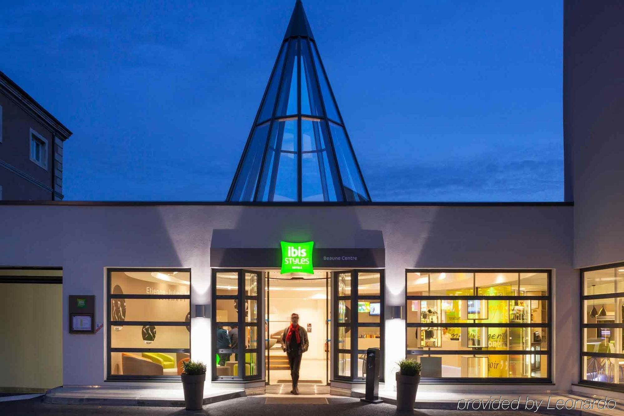 Ibis Styles Beaune Centre Buitenkant foto